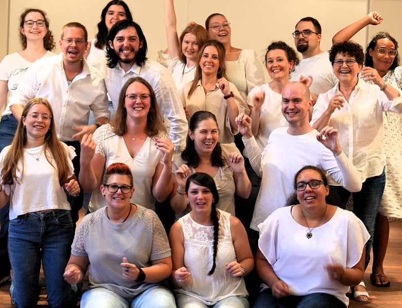 25 Junger Chor 3 Pressefoto 1024  DJC Viva la Vida 03 1