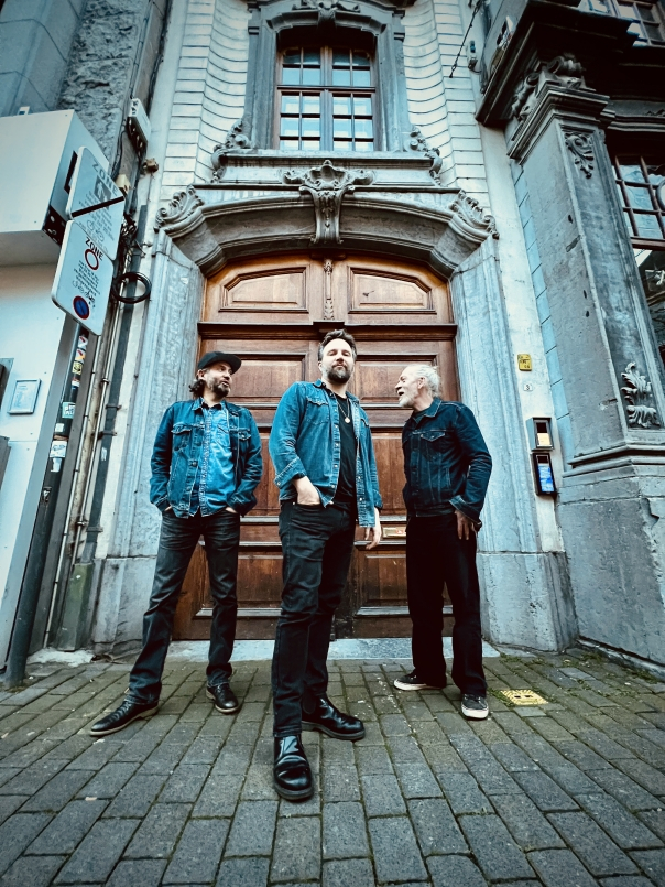 gerry-hundt-trio-small